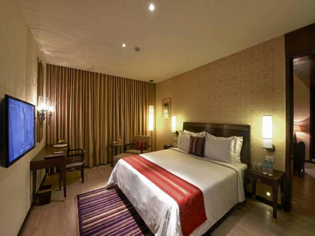Marasa Sarovar Premiere Tirupati Exterior foto A room at the Taj Bengal
