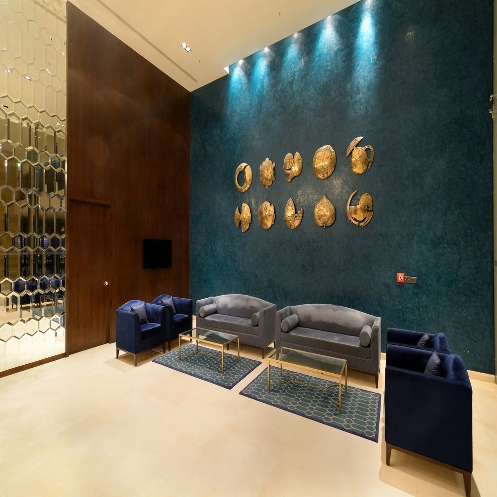 Marasa Sarovar Premiere Tirupati Exterior foto The interior of the lounge